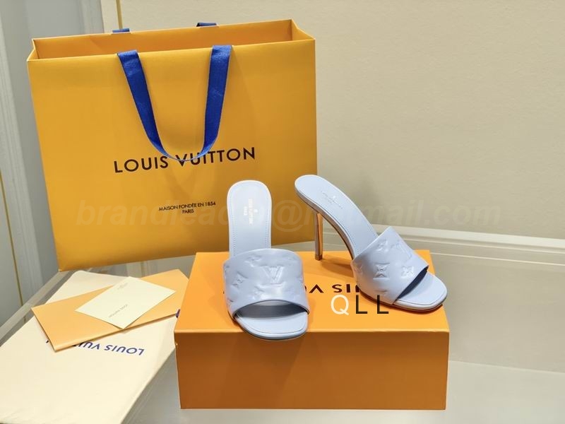 Louis Vuitton Women's Slippers 106